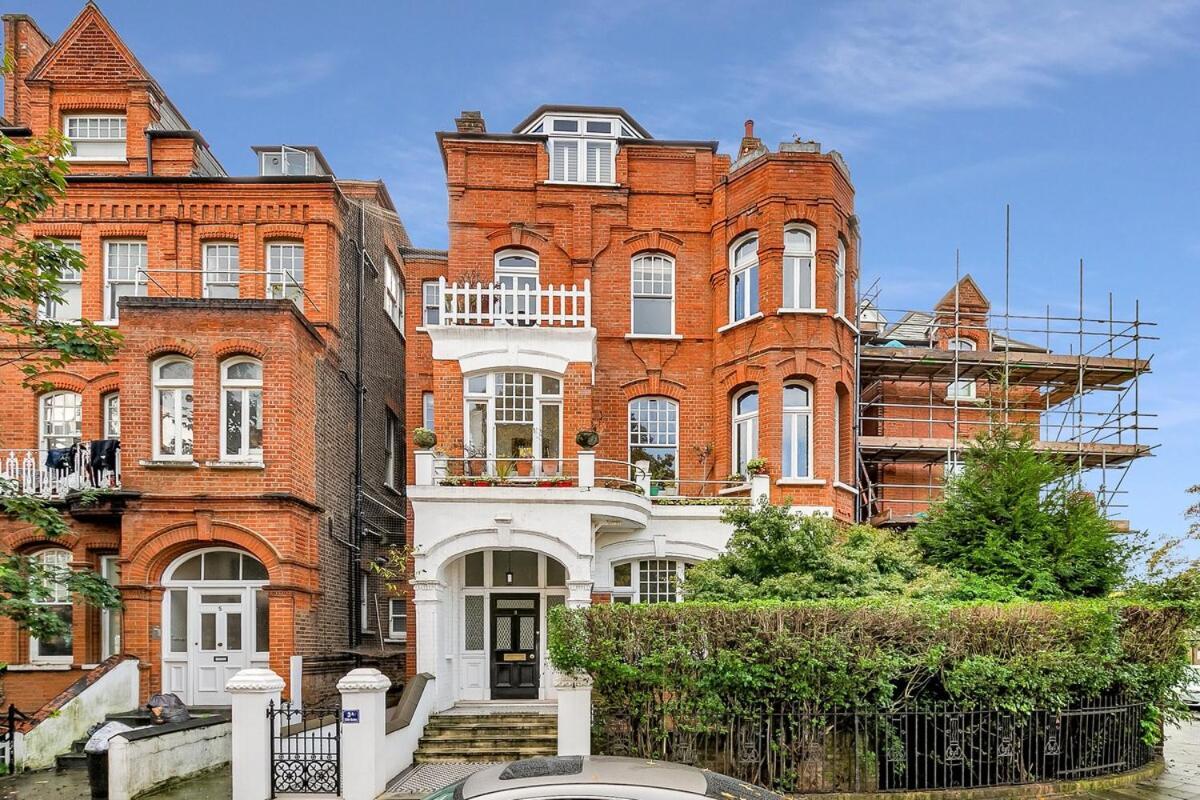 Luxury Kensington Flat - Private Garden - Tube 4 Min Walk Apartment London Exterior photo